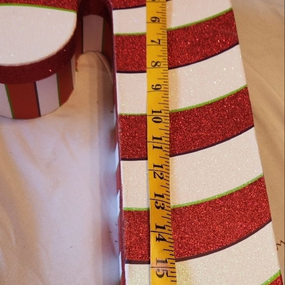 Red and White Candy Cane Holiday Decor - Picture 4 of 7
